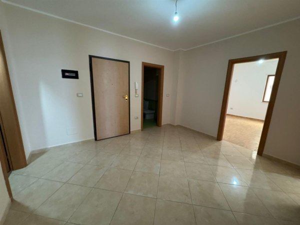 Durres, shitet apartament 3+1 Kati 7, 128 m² 240.000 € (VOLLGA DURRES)