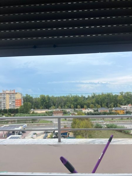 Durres, shitet garsonier 1+1 Kati 7, 60 m² 45.000 € (Rruga Pavaresia)