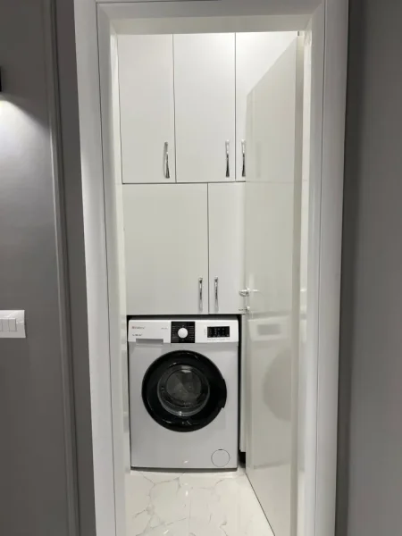 Tirane, jepet me qera apartament 2+1 , 70 m² 850€ (Myslym Shyri)