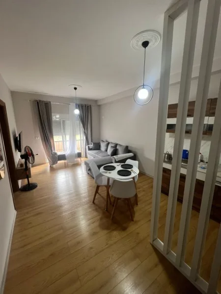 Durres, shitet apartament 1+1+Ballkon Kati 1, 60 m² 55.000 € (PLAZH DURRES)