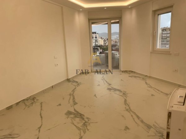 Tirane, jepet me qera apartament 2+1+2 Kati 6, 106 m² 1.000 € (Mine Peza) TEK DONIKA CENTER