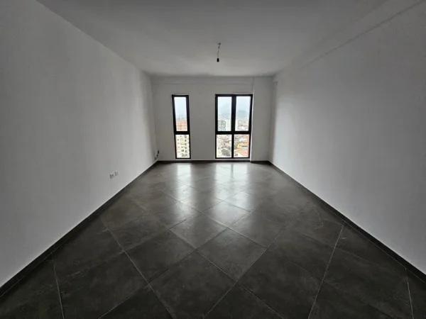 Tirane, shitet apartament 2+1+Ballkon Kati 7, 97 m² 183.000 € (RRUGA E DIBRES)