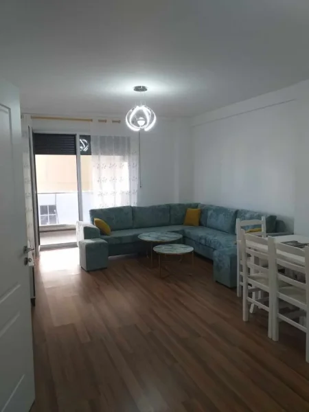 Tirane, jepet me qera apartament 2+1 Kati 2, 100 m² 500 € (Unaza e re , Vila L 2 Unaza e re .Atir TIRANE)