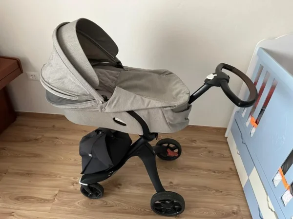 Tirane, shes Karroce femije Stokke Xplory V6 me portbebe, ndenjese makine, winter kit etj 625 €