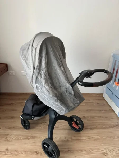 Tirane, shes Karroce femije Stokke Xplory V6 me portbebe, ndenjese makine, winter kit etj 625 €