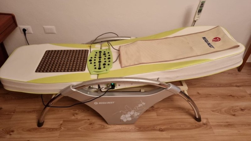 Tirane, shes pajisje masazhi Krevat masazhi Nuga Best, modeli NM-5000E. 450 €