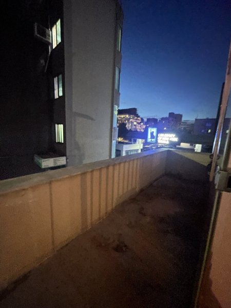Tirane, jepet me qera zyre Kati 1, 40 m² 650 € (21 dhjetori)