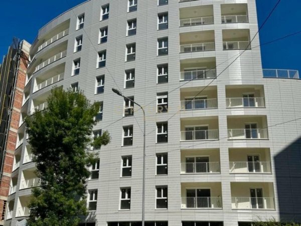 Tirane, shes apartament 2+1+Ballkon , 130 m² 359.000 € (Liqeni i Tiranës)