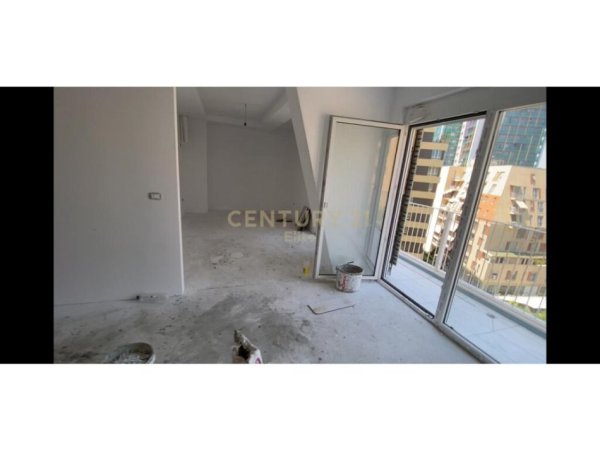 Tirane, shes apartament 2+1+Ballkon , 130 m² 359.000 € (Liqeni i Tiranës)