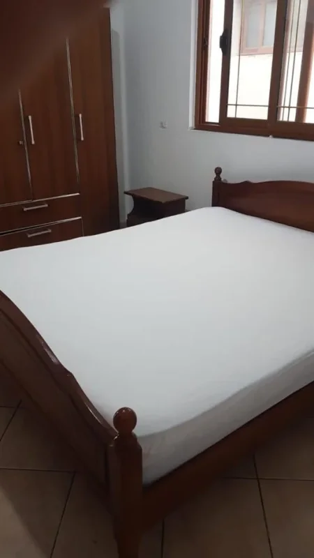 Durres, jepet me qera apartament 1+1+Aneks+Ballkon Kati 2, 60 m² 25.000 € (Rruga Naum Vexhilharxhi Durres)