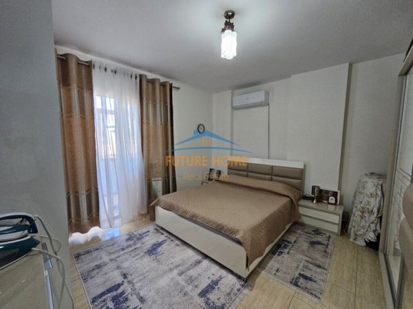 Tirane, jepet me qera apartament 1+1+Ballkon Kati 11, 80 m² 650 € (Rruga e Bogdaneve)