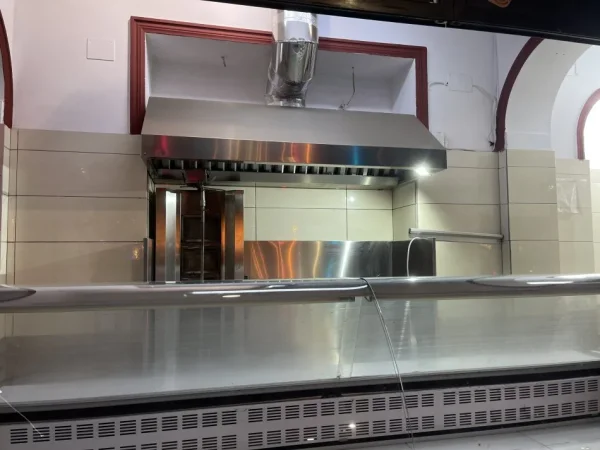 Tirane, jepet me qera bar-resorant Kati 0, 20 m² 2.500 € (21 dhjetori)