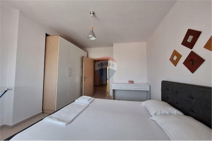 Tirane, jepet me qera apartament 1+1 , 67 m² 450 € (Astir, Shqipëri)
