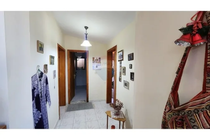 Tirane, shitet apartament 3+1 , 140 m² 155.000 € (Porcelan - Sheshi Shtrauz)