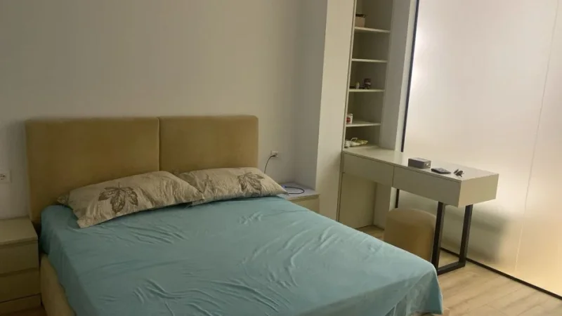 Tirane, jepet me qera apartament 1+1+Ballkon Kati 9, 70 m² 500 € (Rr. Teodor Keko, Astir)