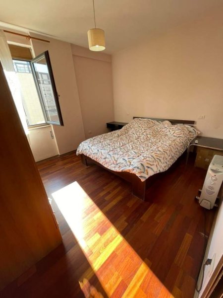 Tirane, jap me qera apartament 1+1+A+BLK Kati 4, 66 m² 450 Euro (Marko Bocari)
