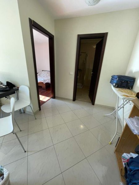 Tirane, jap me qera apartament 1+1+A+BLK Kati 4, 66 m² 450 Euro (Marko Bocari)