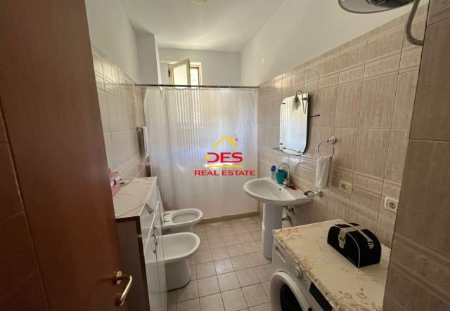 Vlore, ofert apartament duplex 3+1+BLK Kati 5, 155 m² 97.000 Euro (Rruga Hysni Alimerko)