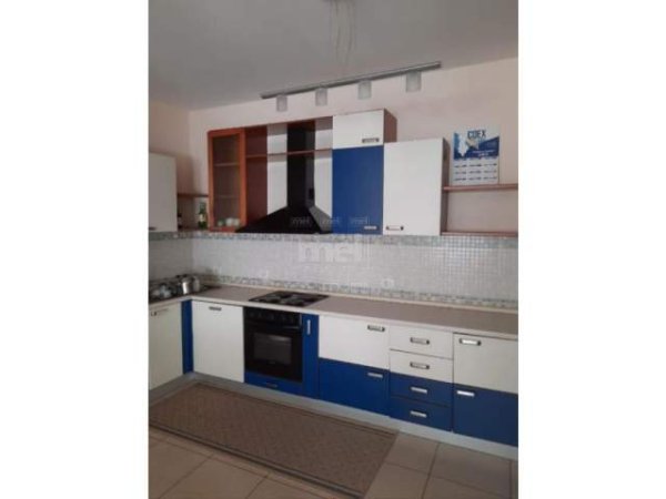 Tirane, jepet me qera apartament 2+1+BLK Kati 7, 110 m² 450 Euro (Selvia)