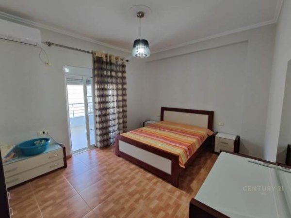 Sarande, shitet apartament 3+1+BLK Kati 3, 176 m² 160.000 Euro (Rruga Butrint)