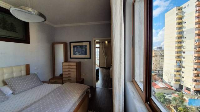 Super Apartament 2+1 jepet me qera - Qender - Pazari i Ri