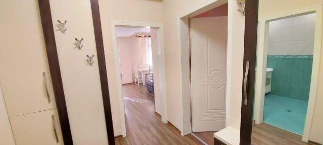 Super Apartament 2+1 jepet me qera - Qender - Pazari i Ri