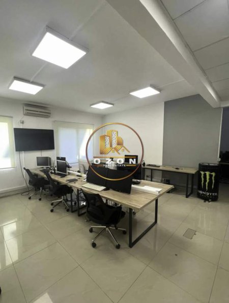Tirane, jepet me qera ambjent biznesi Kati 1, 514 m² 7.710 Euro (Blloku)