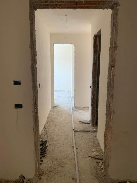 Tirane, shitet apartament 2+1+BLK Kati 6, 1.214 m² 255.000 Euro (mine peza)