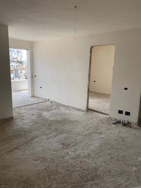 Tirane, shitet apartament 2+1+BLK Kati 6, 1.214 m² 255.000 Euro (mine peza)