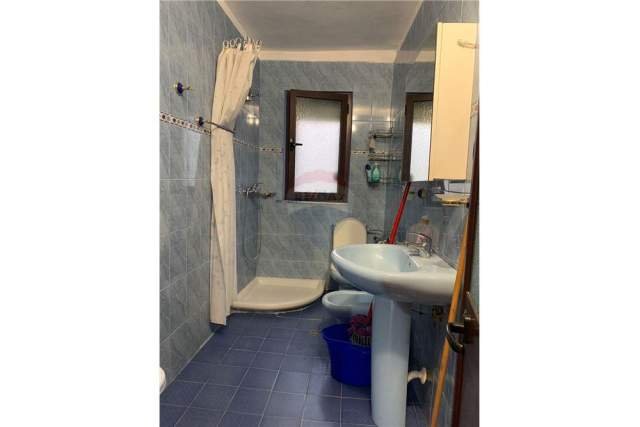 Tirane, shes apartament 2+1+A 72 m² 82.000 Euro (Tregu Elektrik)