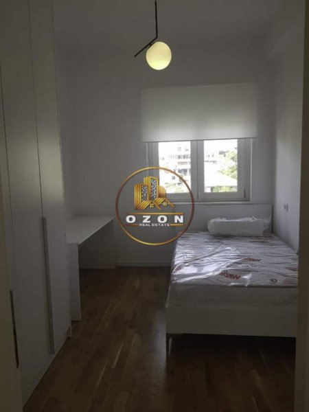 Tirane, jepet me qera apartament 3+1+BLK Kati 1, 146 m² 1.300 Euro (TEG)