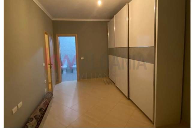 Tirane, jap me qera apartament Kati 3, 95 m² 30.000 Leke (Yzberisht)