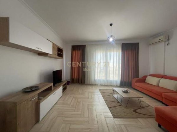 Tirane, jepet me qera apartament 1+1 Kati 8, 70 m² 420 Euro (Tregu Elektrik)