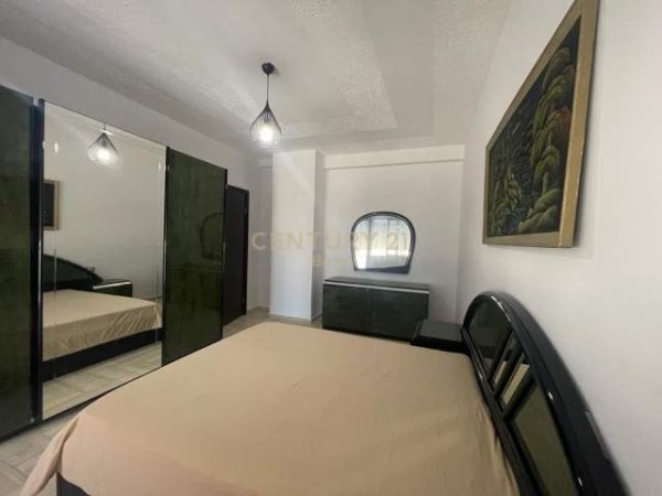 Tirane, jepet me qera apartament 1+1 Kati 8, 70 m² 420 Euro (Tregu Elektrik)