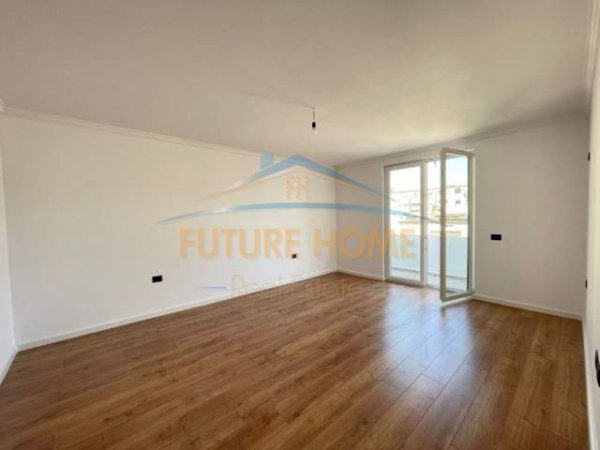 Shitet, Apartament 2+1+2,Rruga E Kavajës, Tiranë 155,000 € ID: PRI28475
