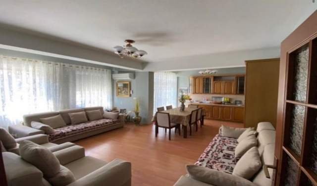 Shqiperi, shitet apartament 4+1+BLK Kati 3, 141 m² 227.800 Euro (Ish Blloku)