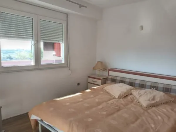 Tirane, shitet apartament 2+1+2wc+Verande,94 m² 120.000 Euro (Shkoze)