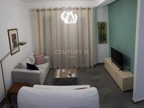 Tirane, jepet me qera apartament 1+1 Kati 3, 60 m² 300 Euro (Rezidenca Platea ne Fresk)