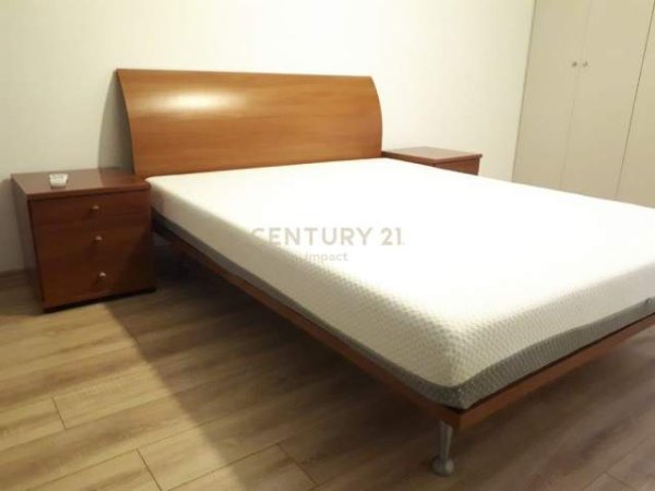 Tirane, jepet me qera apartament 1+1 Kati 3, 60 m² 300 Euro (Rezidenca Platea ne Fresk)