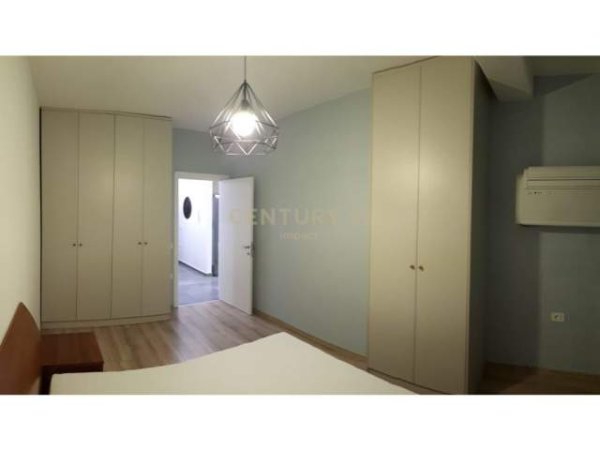 Tirane, jepet me qera apartament 1+1 Kati 3, 60 m² 300 Euro (Rezidenca Platea ne Fresk)