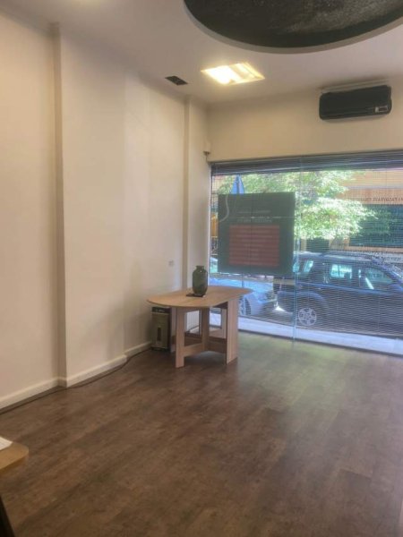 Tirane, jepet me qera ambjent biznesi Kati 0, 30 m² 400 Euro (Hime Kolli)