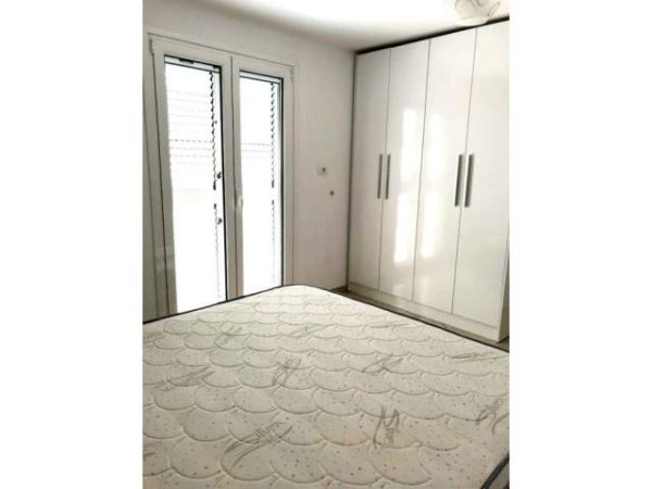 Tirane, jepet me qera apartament 1+1 Kati 3, 70 m² 270 Euro Astir