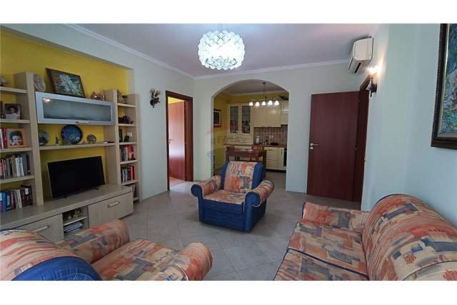 Tirane, jepet me qera apartament 2+1+BLK Kati 7, 130 m² 550 Euro (Zogu i zi)