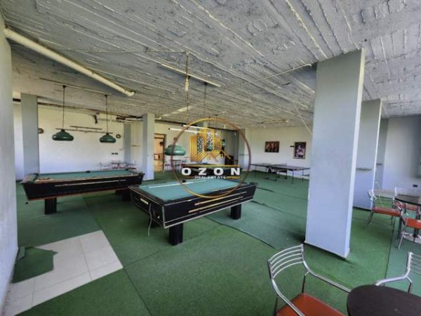 Tirane, jepet me qera ambjent biznesi Kati 2, 330 m² 1.500 Euro (Sauk)