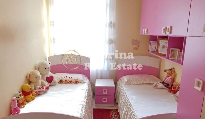 Tirane, jepet me qera apartament 2+1 Kati 2, 80 m² 500 € (Kinostudio)