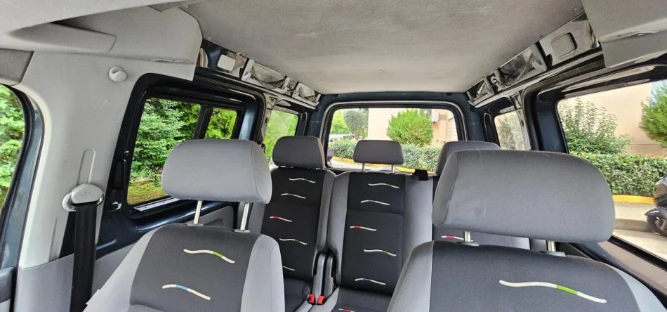 Tirane, Shitet Makine VOLKSWAGEN Nafte, Gri  Erret manuale me Kondicioner 4.950 €