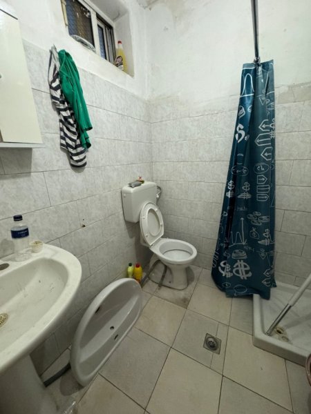 Durres, shitet apartament 1+1+Ballkon Kati 2, 82 m² 69.000 € (TE STADIUMI)