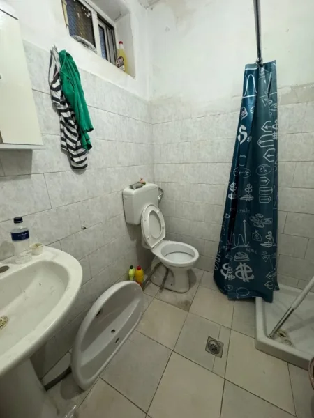 Durres, shitet apartament 1+1+Ballkon Kati 2, 82 m² 69.000 € (TE STADIUMI)