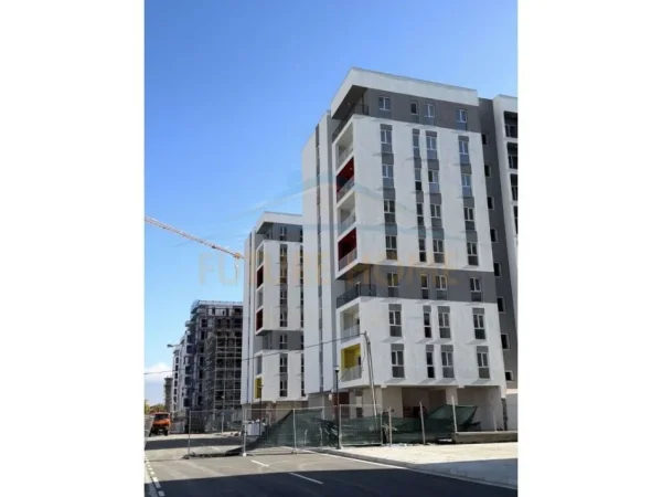 Tirane, shitet ambjent biznesi Kati 2, 138 m² 125.000 € (QTU)