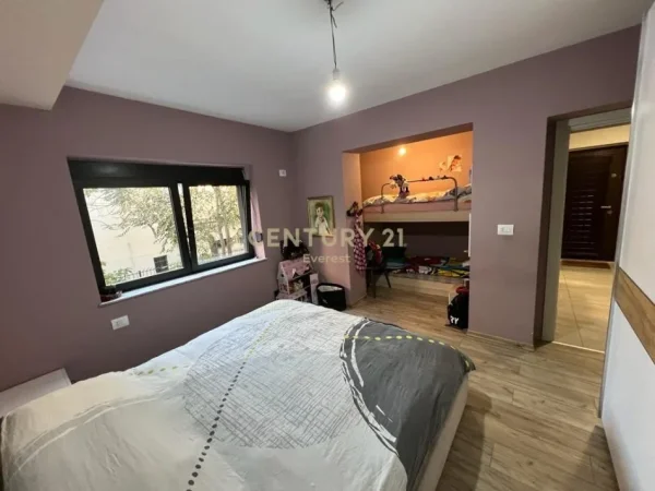 Tirane, shes apartament 1+1 , 70 m² 200.000 € (Myslym Shyri)